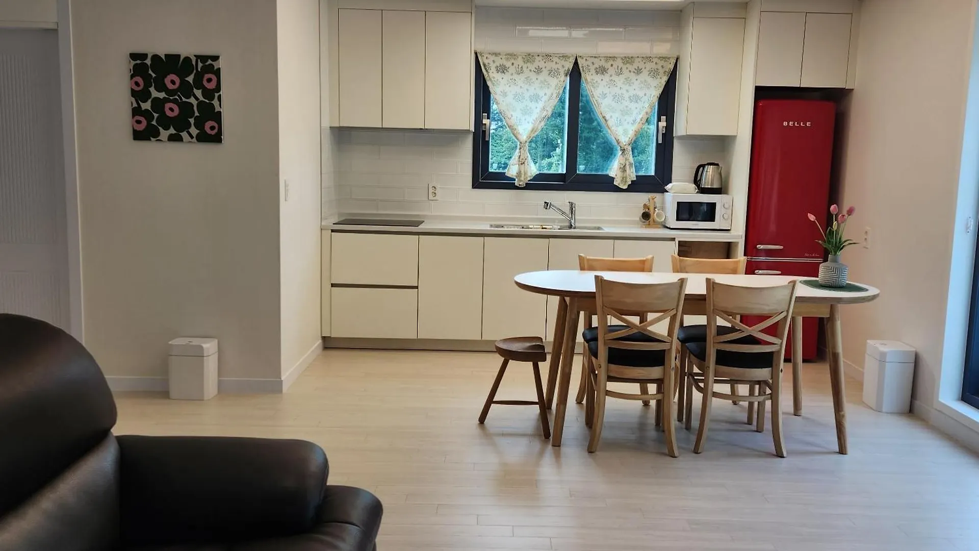 Jeju Aewol Yusuam Shell Apartment 0*,  South Korea