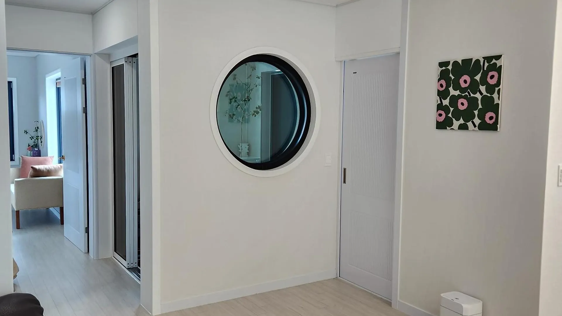 Jeju Aewol Yusuam Shell Apartment