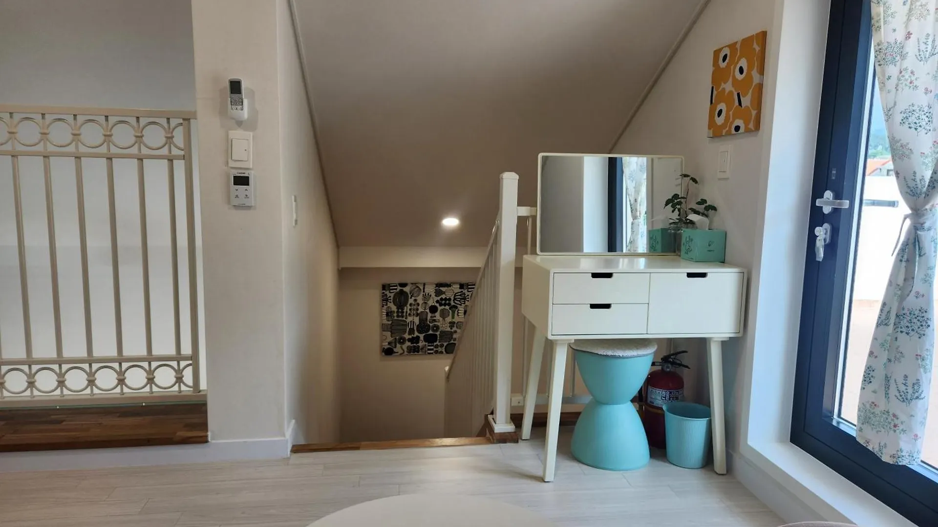 Apartment Aewol Yusuam Shell Hansion Jeju